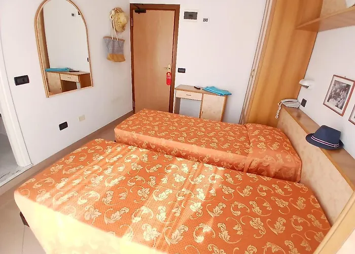 Otel Garden - Parking Included 3*