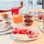 Garden فندق 3*