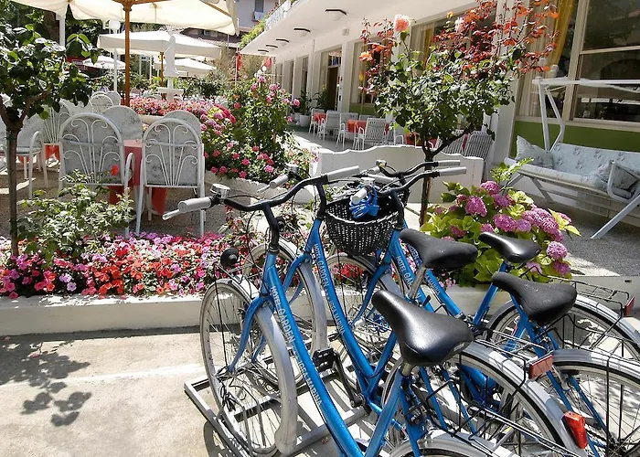 מלון Garden - Parking Included