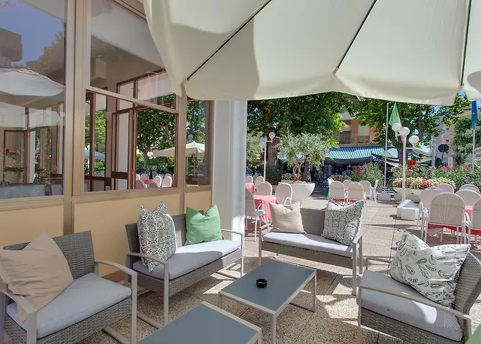 Garden - Parking Included 3*